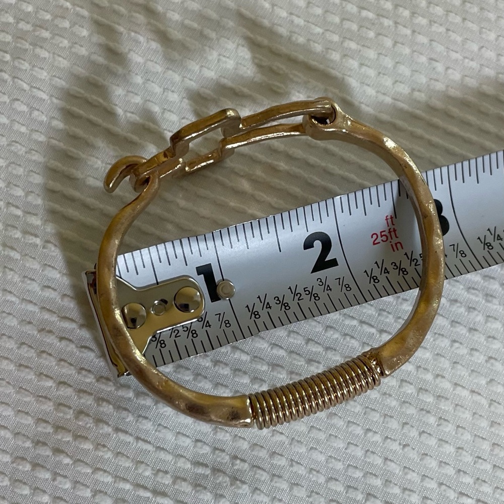 Source Unknown Gold Cross Bracelet - Picture 3 of 5
